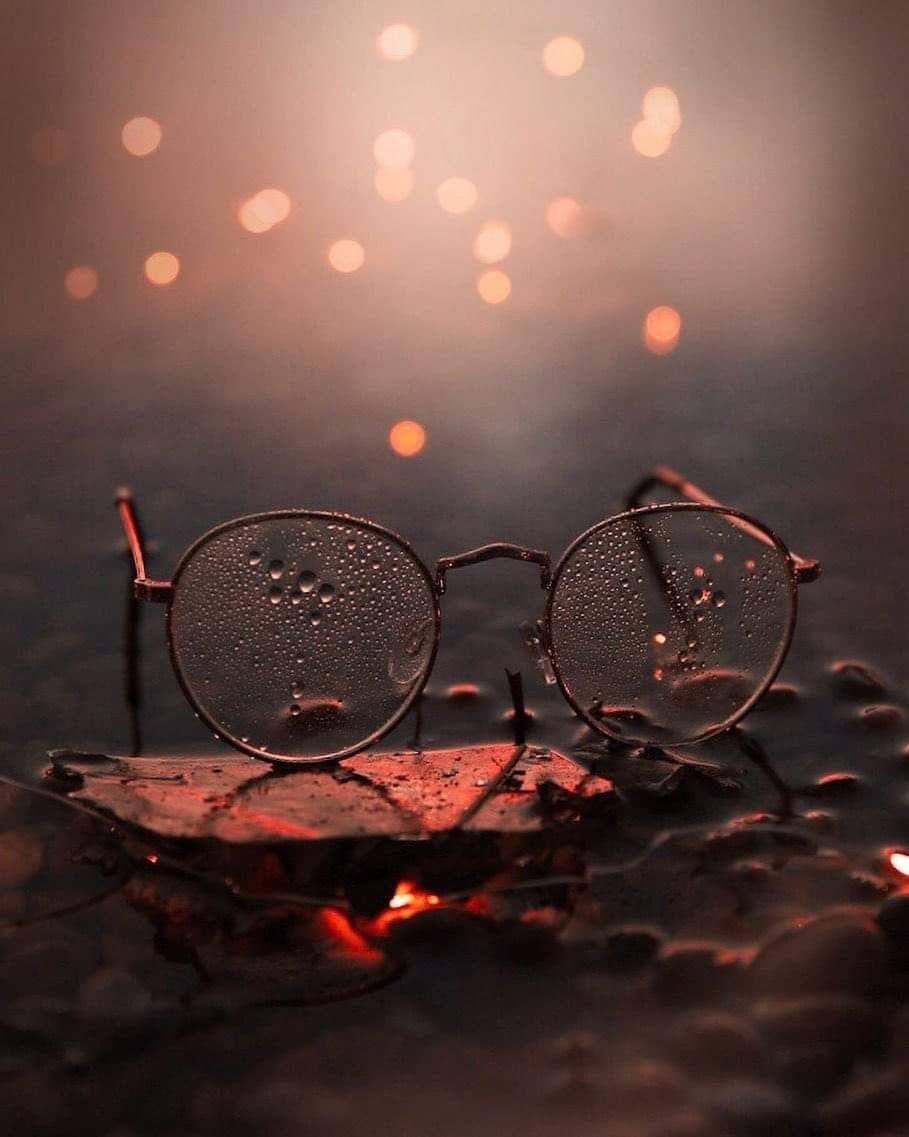 BUZLU CAMLAR ARDINDA